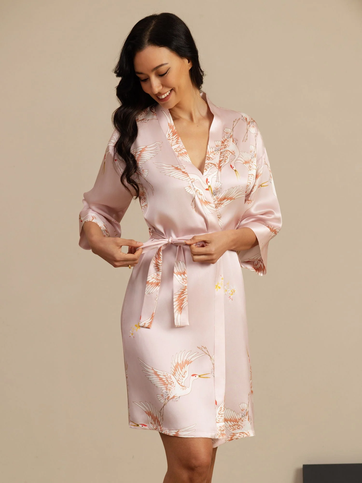 19Momme Pure Silk Kranich-Druck Gürtelte Wickel Kimono-Robe für Frauen - Image 11