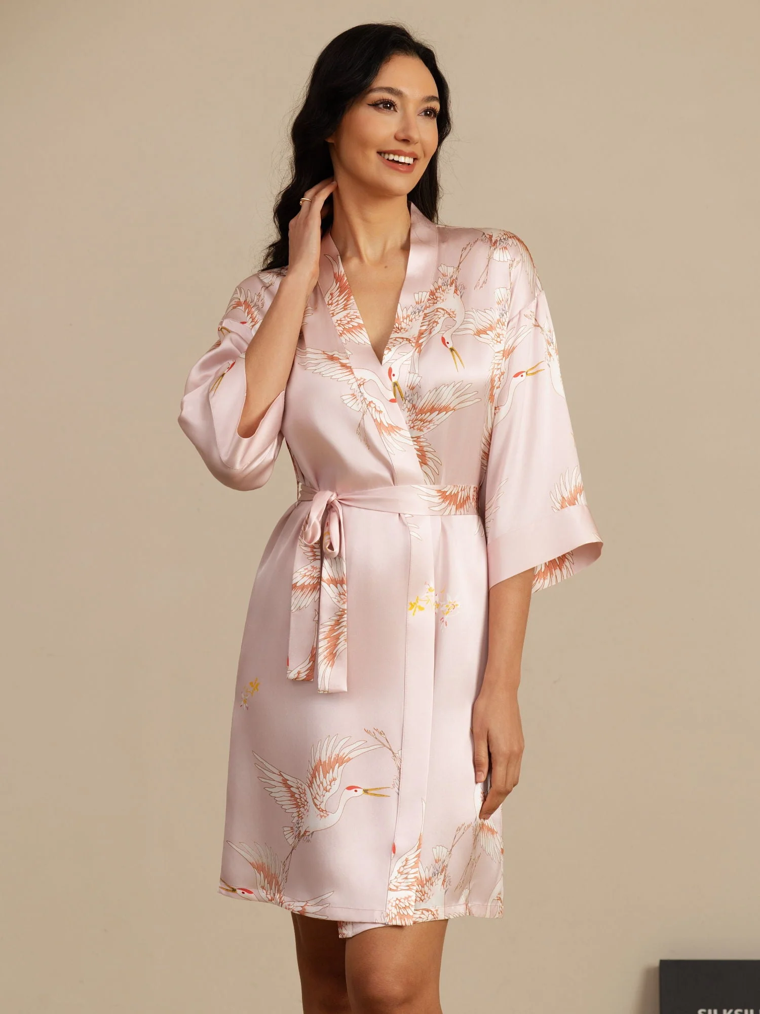 19Momme Pure Silk Kranich-Druck Gürtelte Wickel Kimono-Robe für Frauen - Image 14