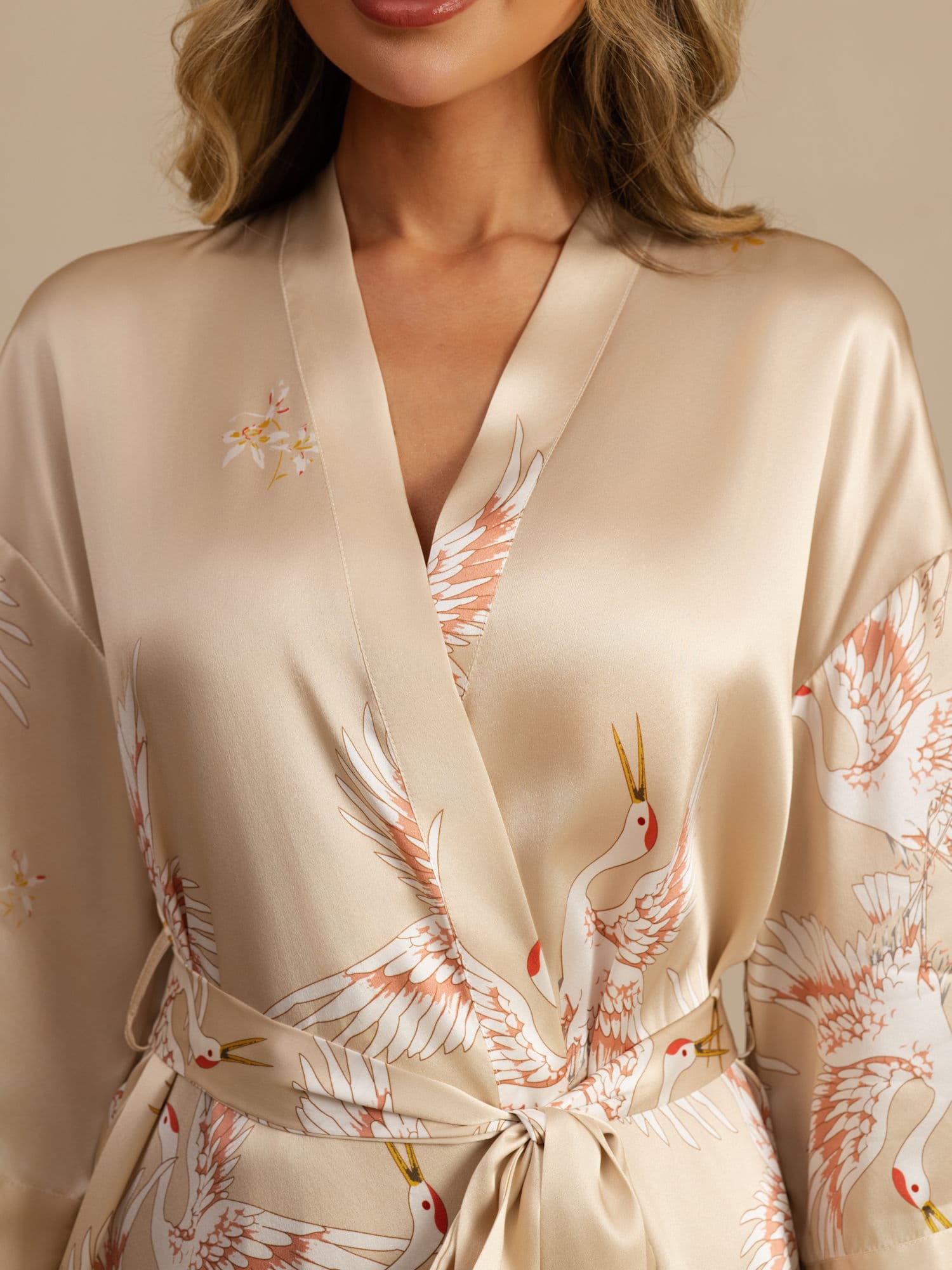 19Momme Pure Silk Kranich-Druck Gürtelte Wickel Kimono-Robe für Frauen - Image 41
