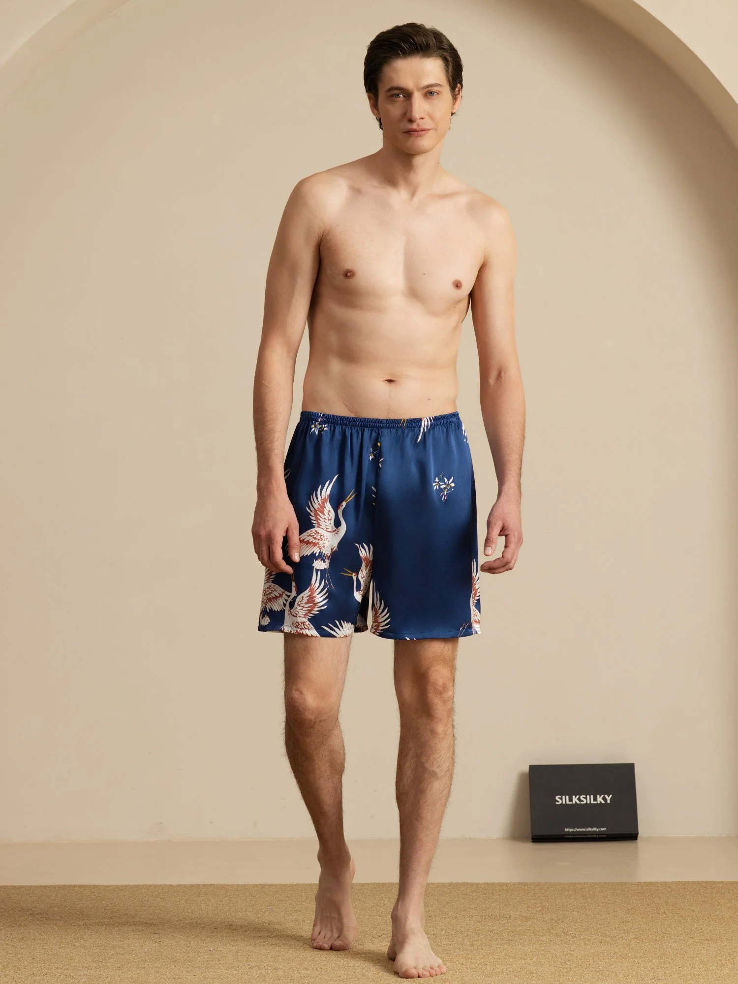 19Momme Reine Seide Herren Kranich Druck Elastischer Taillen Schlaf Shorts - Image 5
