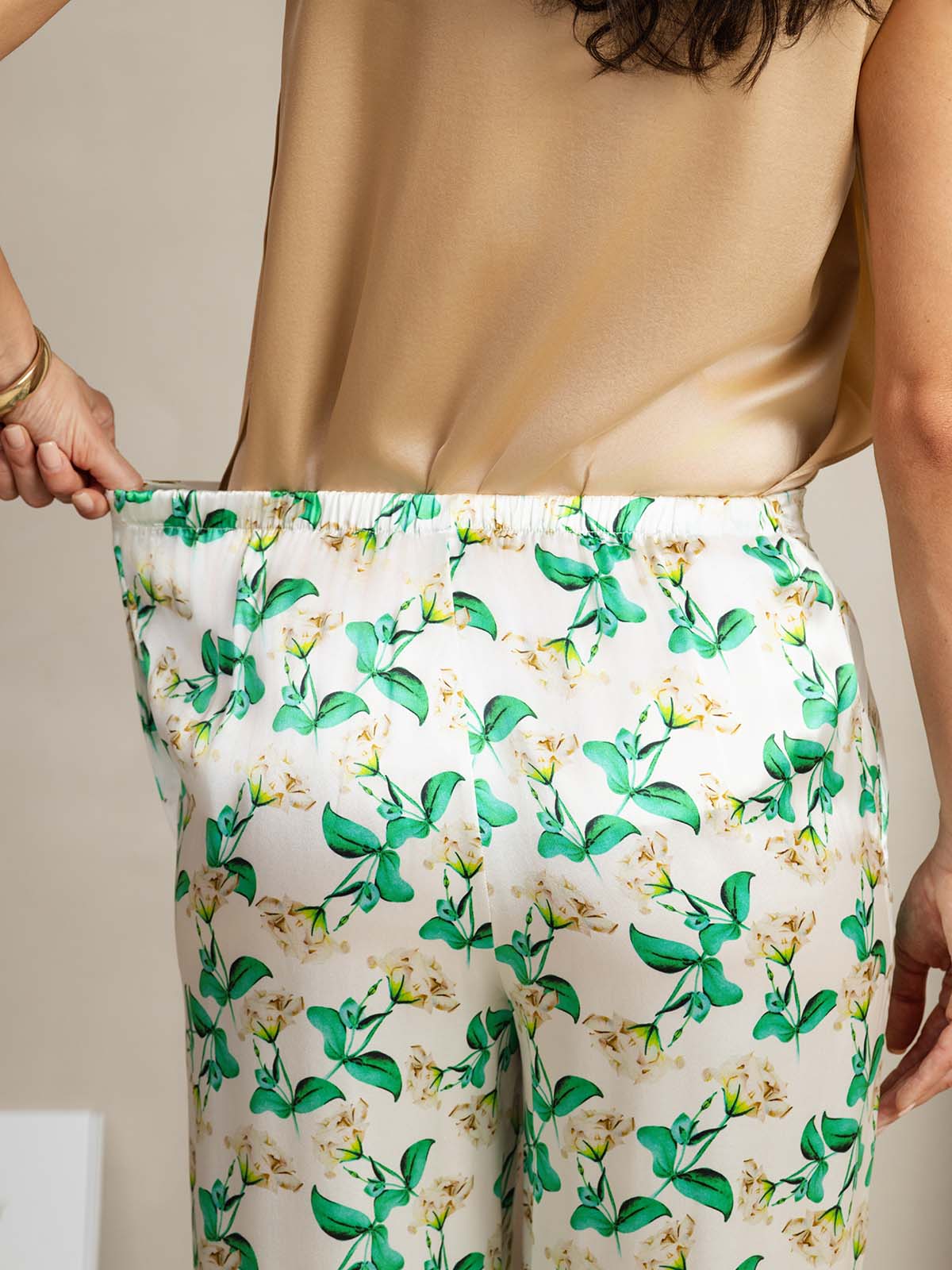 19Momme Seidene Grüne Damenhose Mit Blumenmuster Weitem Bein Und Seitentaschen - Image 5