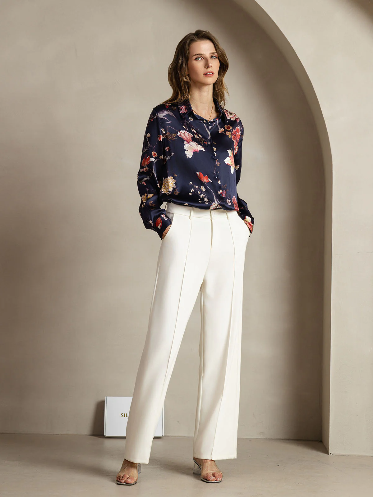 19Momme Seide Marine Blumenprint Langarm Reverskragen Damenbluse - Image 3