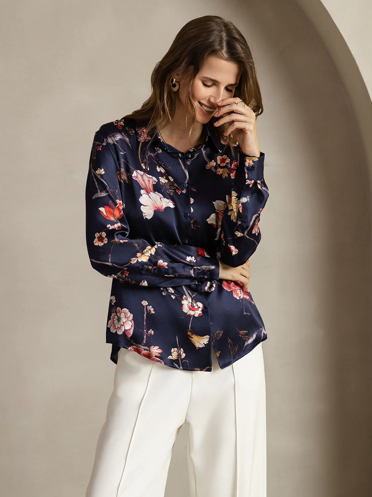 19Momme Seide Marine Blumenprint Langarm Reverskragen Damenbluse - Image 5