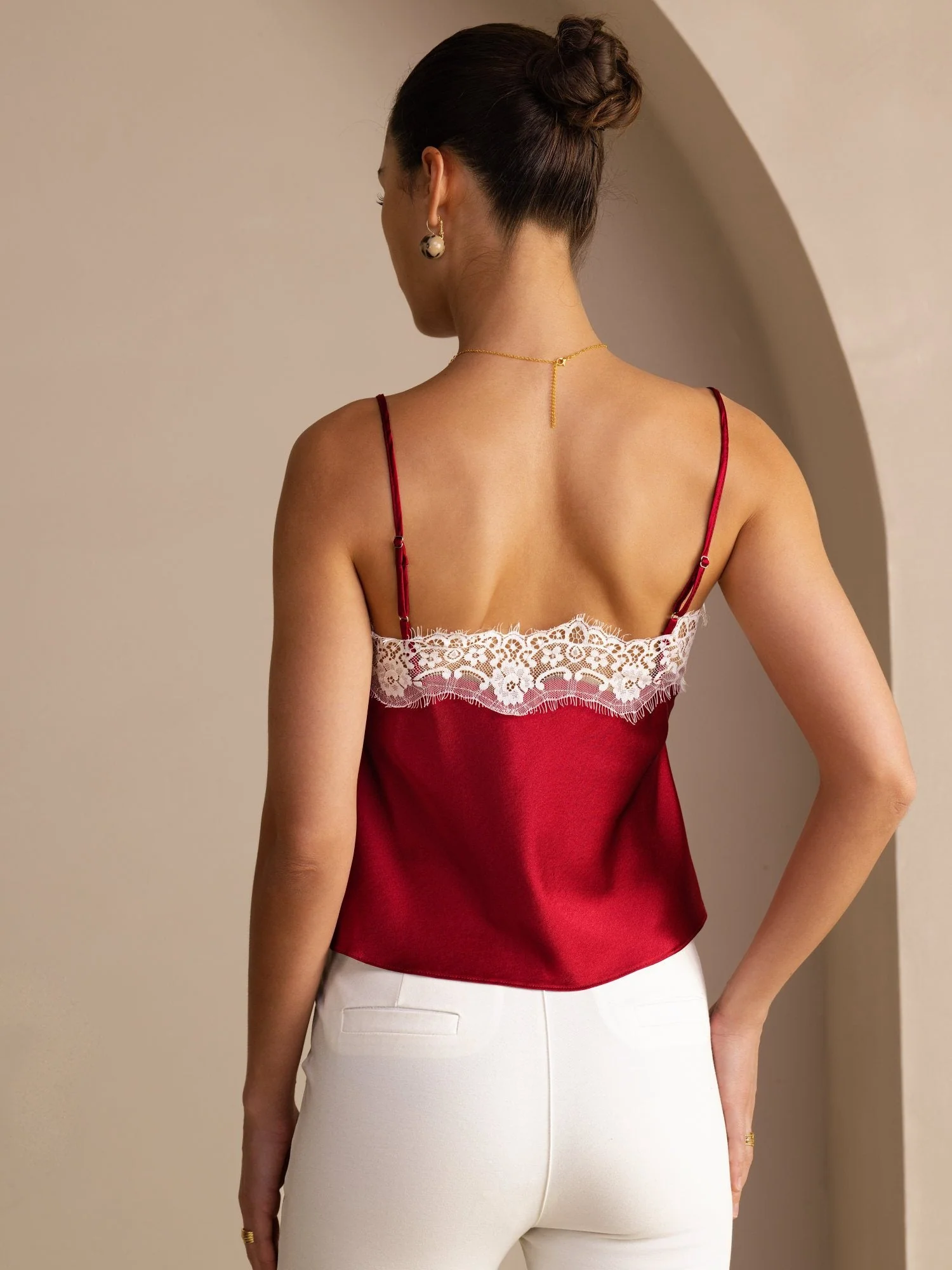 19Momme Seiden Damen Verstellbares Spaghettiträger V Ausschnitt Spitzenbesatz Camisole Top - Image 15