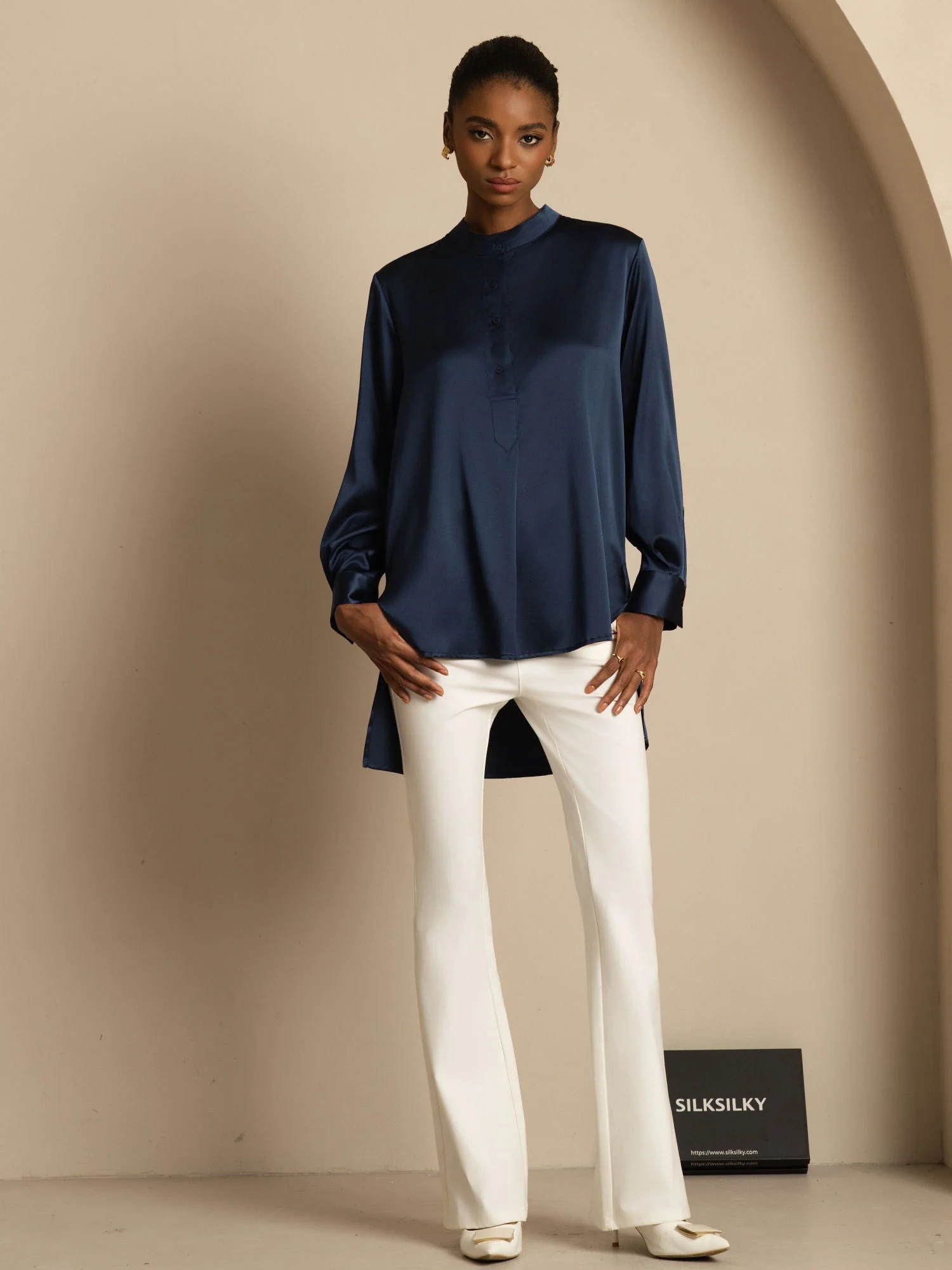 19Momme Seide Damen Standkragen High-Low Bluse Mit Knopfdetails - Image 8