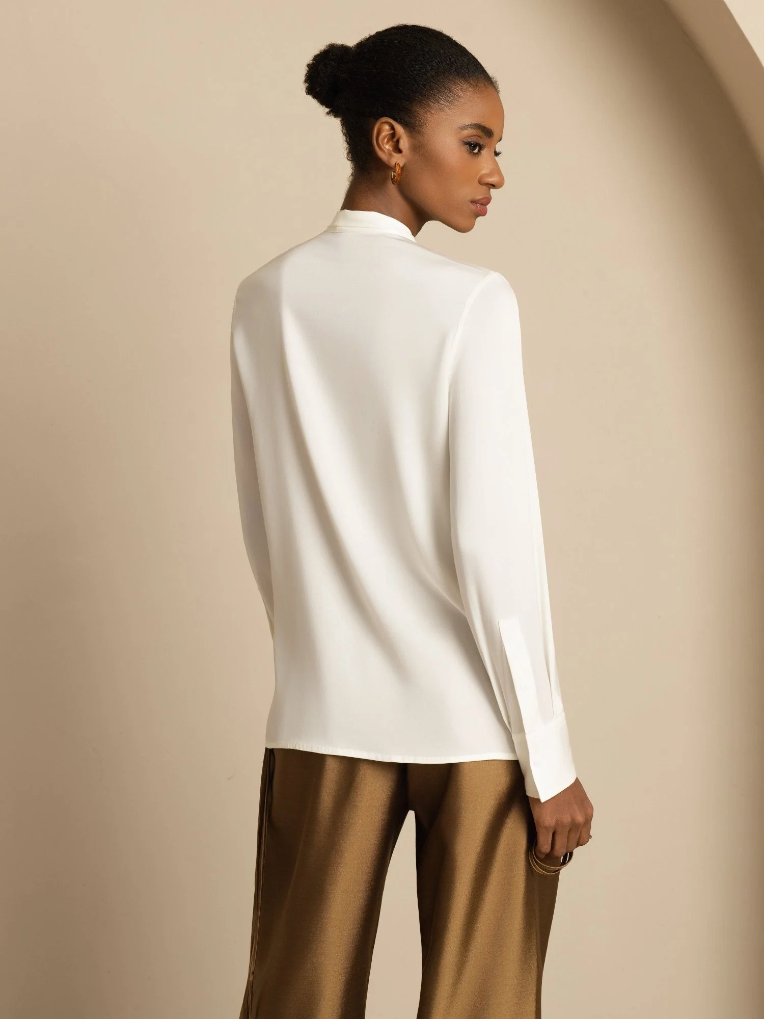 19Momme Seiden Damen Tie Neck Langarm Bluse - Image 3