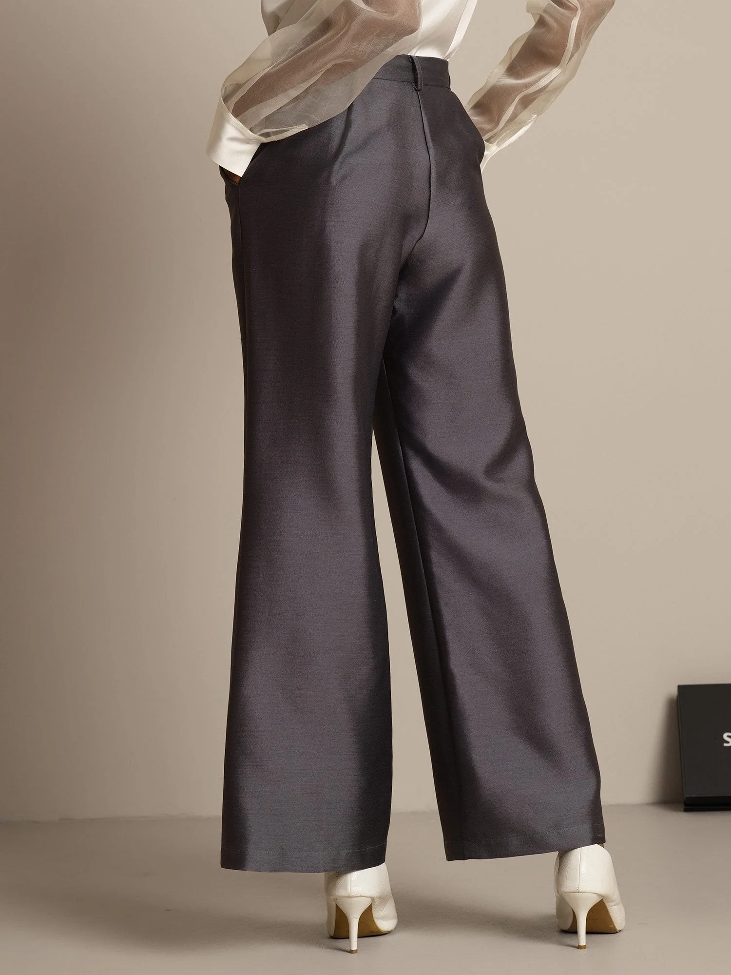 Clearance - 32Momme Seiden-Woll-Mischung Hohe Taille Mikro-Horn Weite Beinform Damenhose mit Seitentaschen Design - Image 9