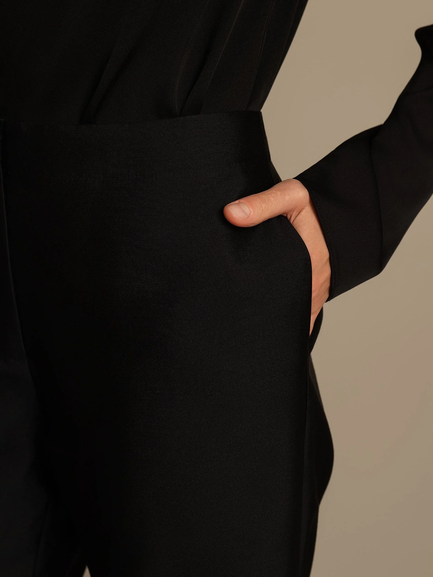 Clearance - 32Momme Seiden-Woll-Mischung Hohe Taille Weite Beinform Damenhose mit Seitentaschen Design - Image 4