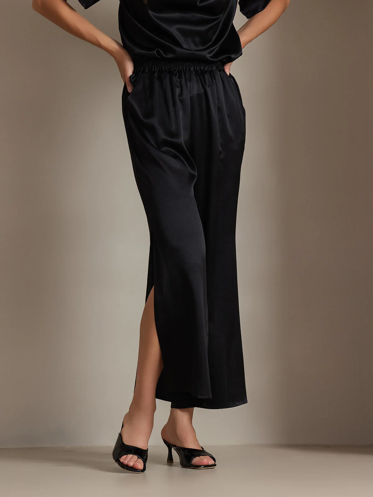 Clearance - 19Momme Modische sexy Seidenhose mit seitlichen Schlitzen - Image 4