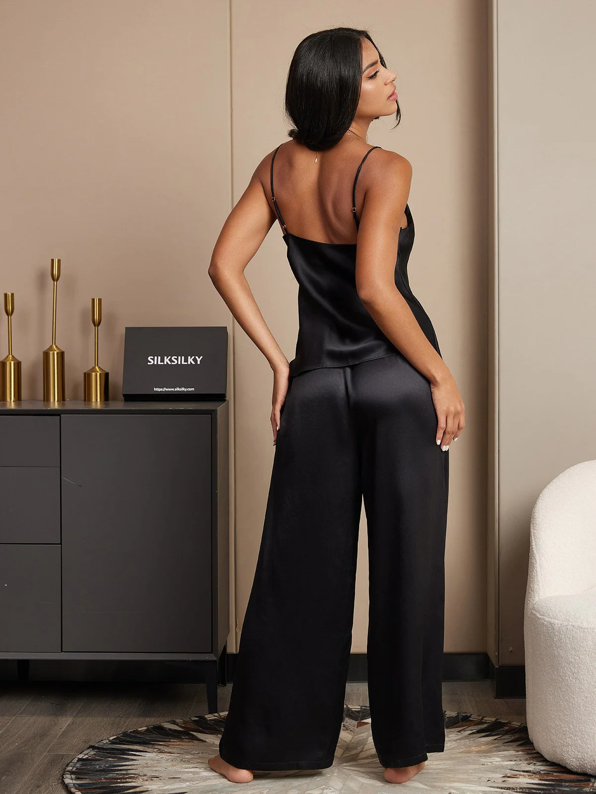 Pyjama-Set aus reiner Seide mit Cami-Top & weiten Hosen - Image 11