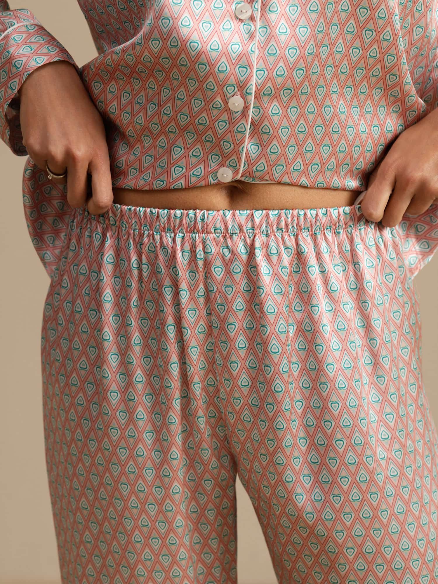 Damen Pyjama-Set Aus Reiner Seide Mit Geometrischem Print Langarm Und Hose - Image 12