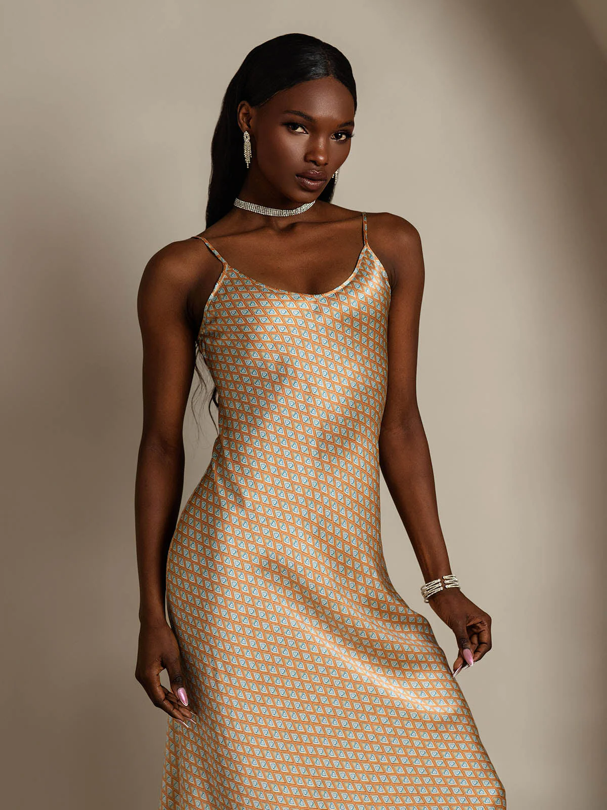 Reine Seide Geometrisches Muster Spaghetti-Träger V-Ausschnitt Midi-Kleid - Image 4
