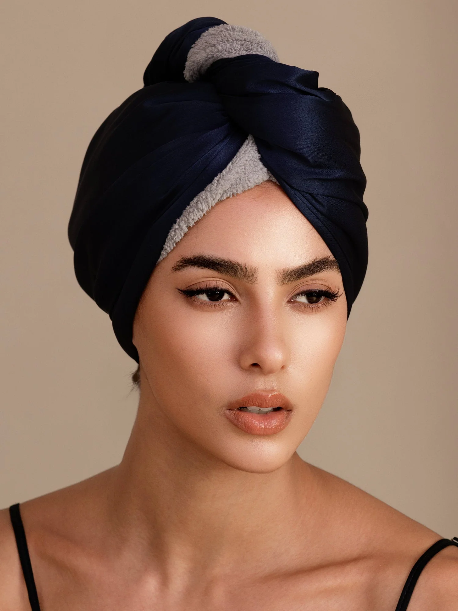 100% Maulbeerseide Doppelseitiges Haarturban-Handtuch – Schnelltrocknend, Anti-Frizz & Sanft zum Haar - Image 9