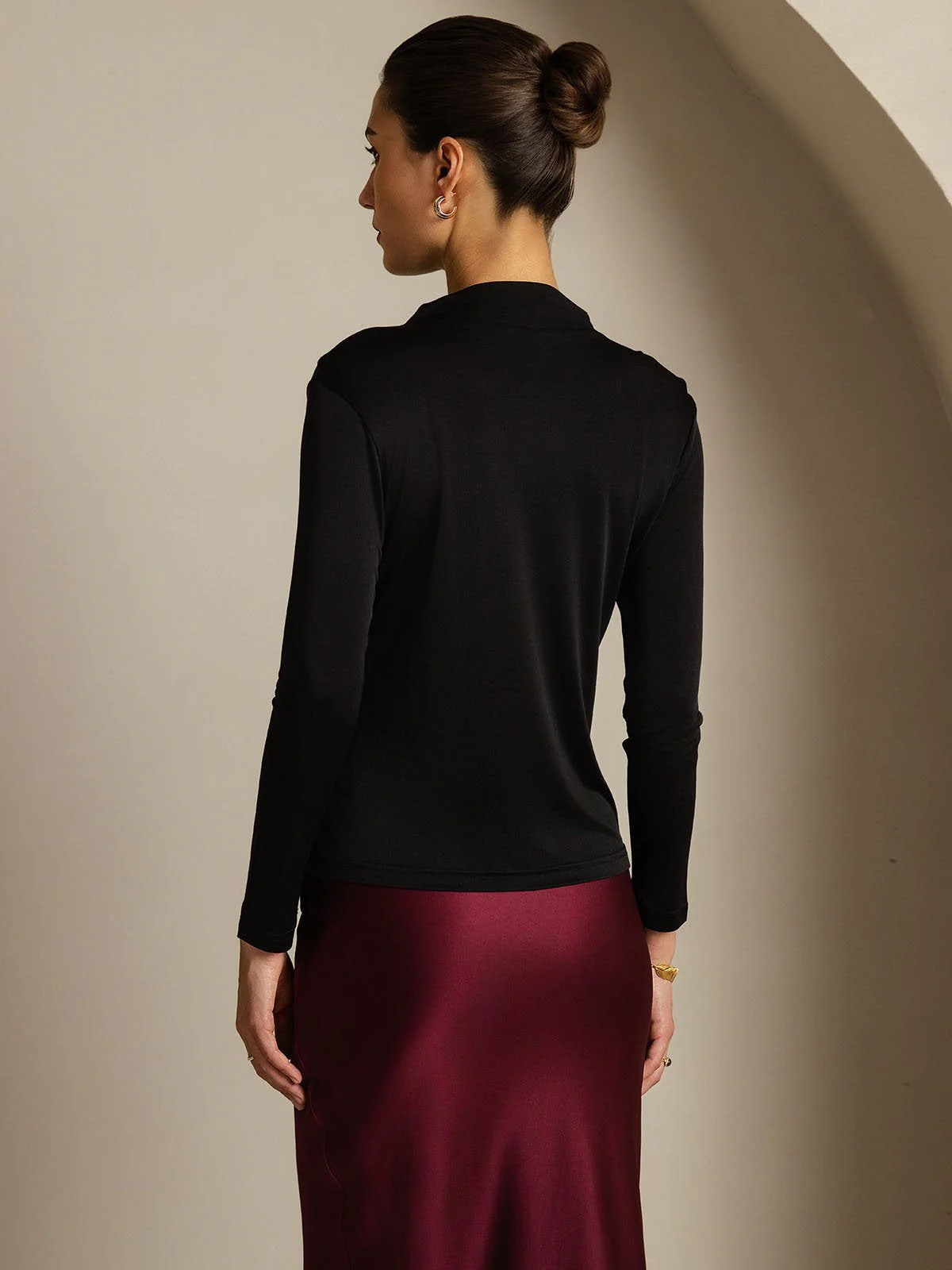 Damen Reines Seiden Langarm Mock Top - Image 11