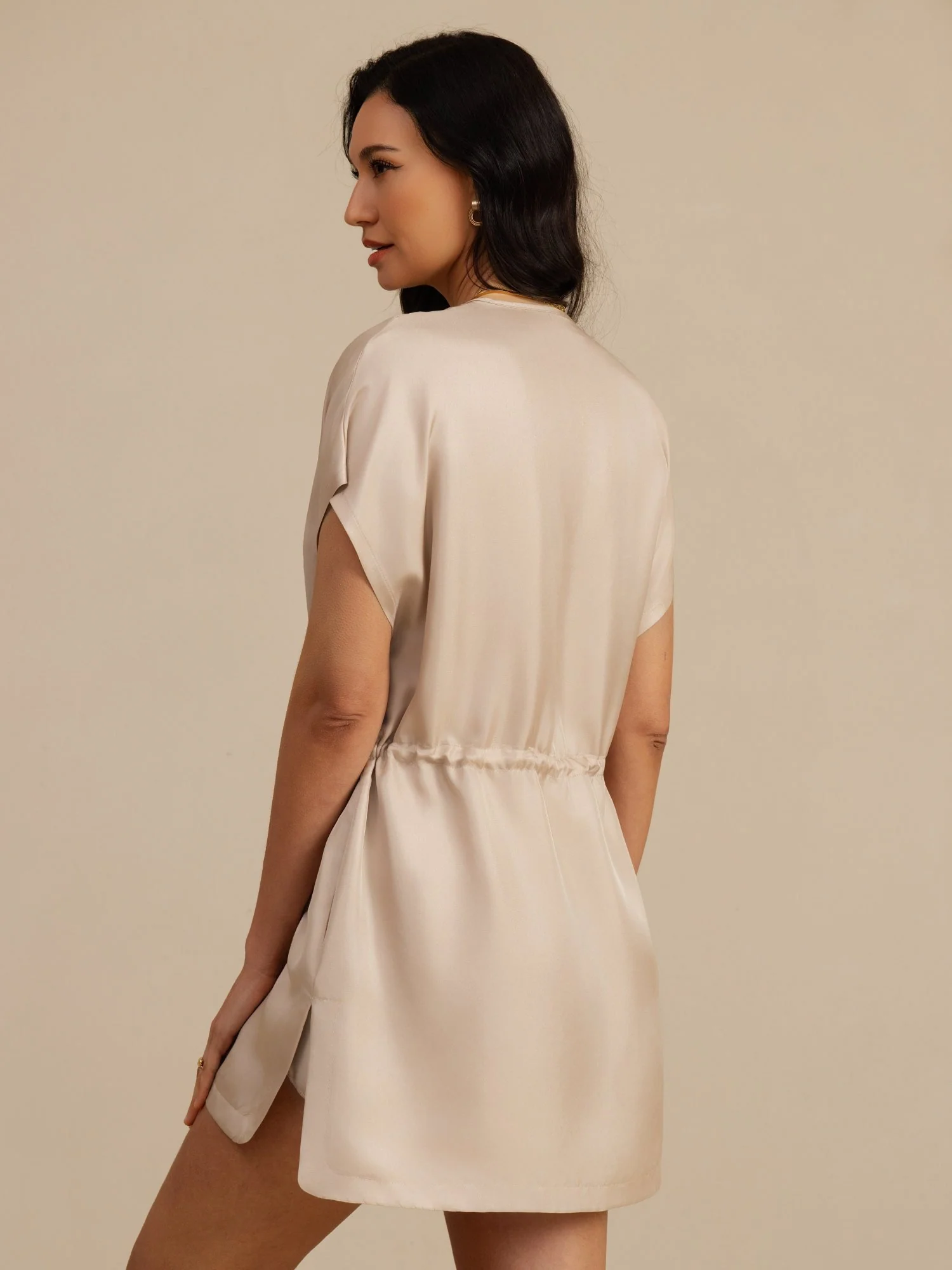 Reine Seide Henley Kragen Cap Ärmel Kurzes Kleid Mit Kordelzug - Image 2