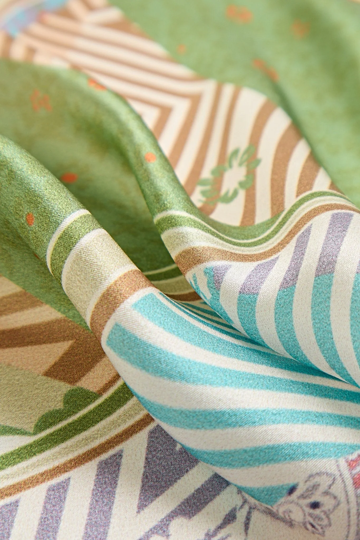 Pure Silk Pattern Stitching Square Scarf - Größe 53x53cm - Image 6