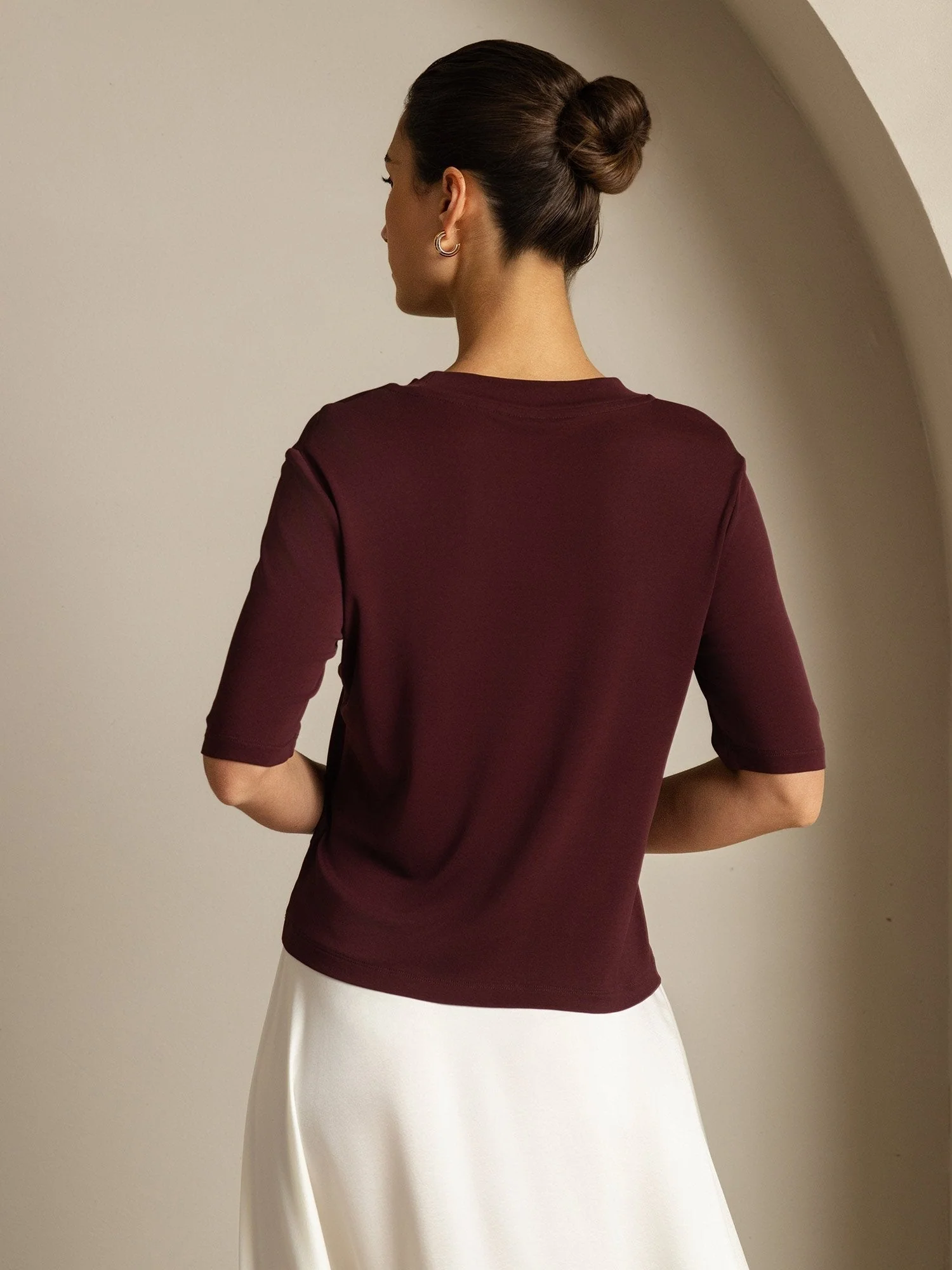 Damen T-Shirt Aus Reiner Seide Mit Halbarm Und Rundhalsausschnitt - Image 18