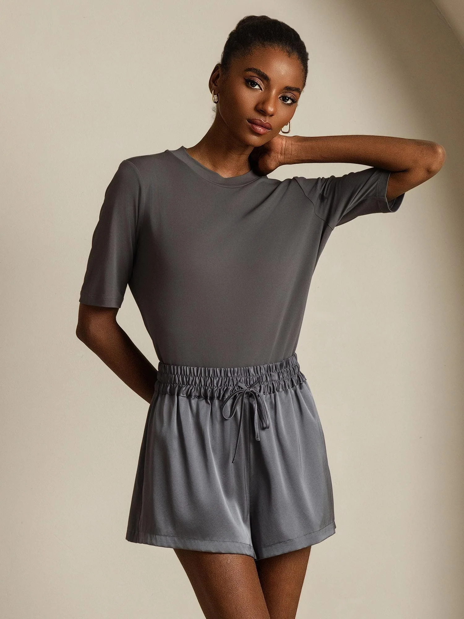 Damen T-Shirt Aus Reiner Seide Mit Halbarm Und Rundhalsausschnitt - Image 26