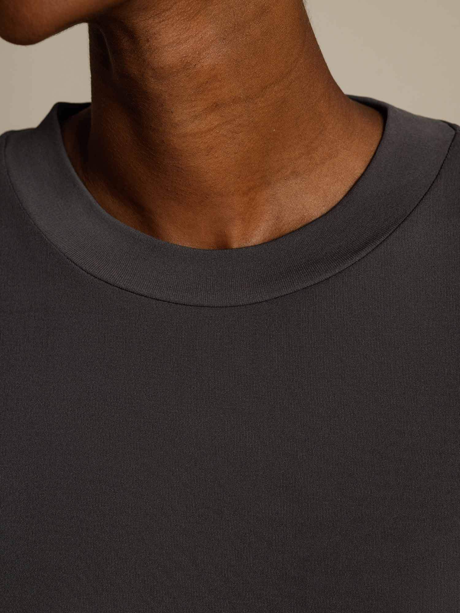 Damen T-Shirt Aus Reiner Seide Mit Halbarm Und Rundhalsausschnitt - Image 29