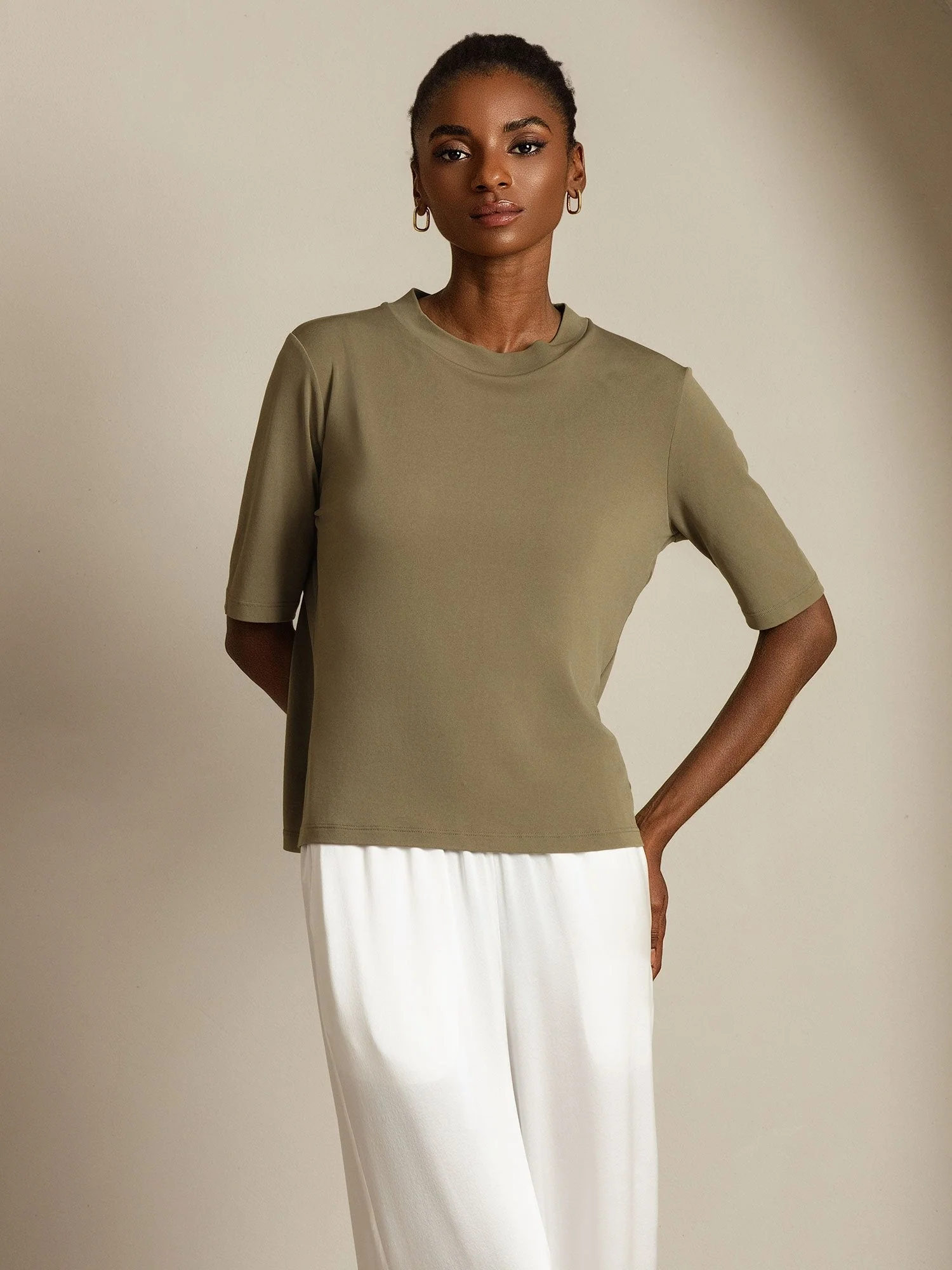Damen T-Shirt Aus Reiner Seide Mit Halbarm Und Rundhalsausschnitt - Image 39