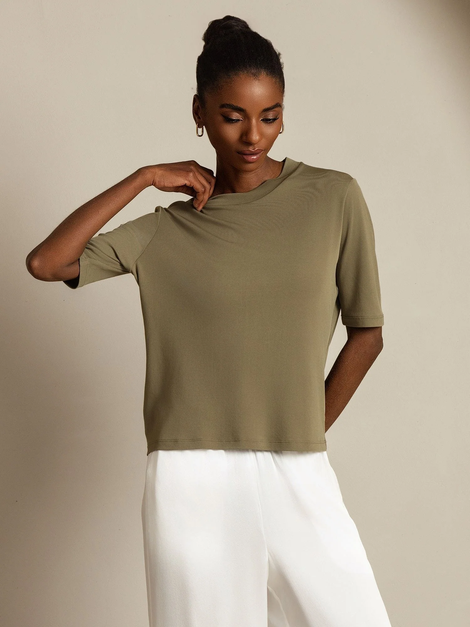 Damen T-Shirt Aus Reiner Seide Mit Halbarm Und Rundhalsausschnitt - Image 42
