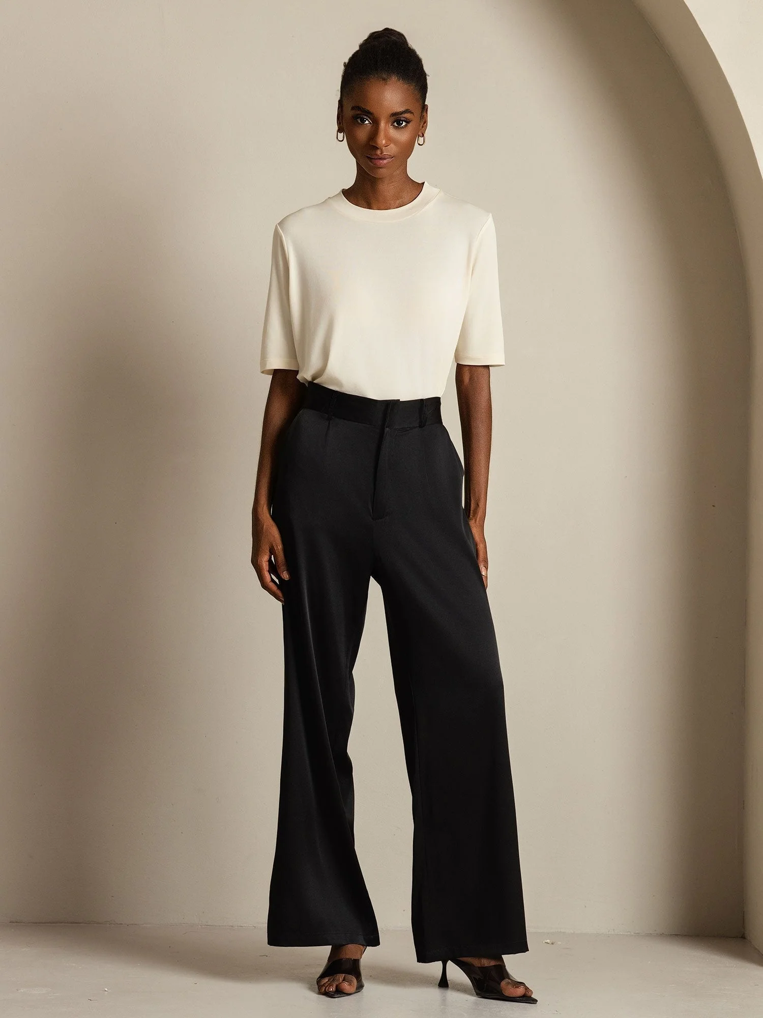 Damen T-Shirt Aus Reiner Seide Mit Halbarm Und Rundhalsausschnitt - Image 8