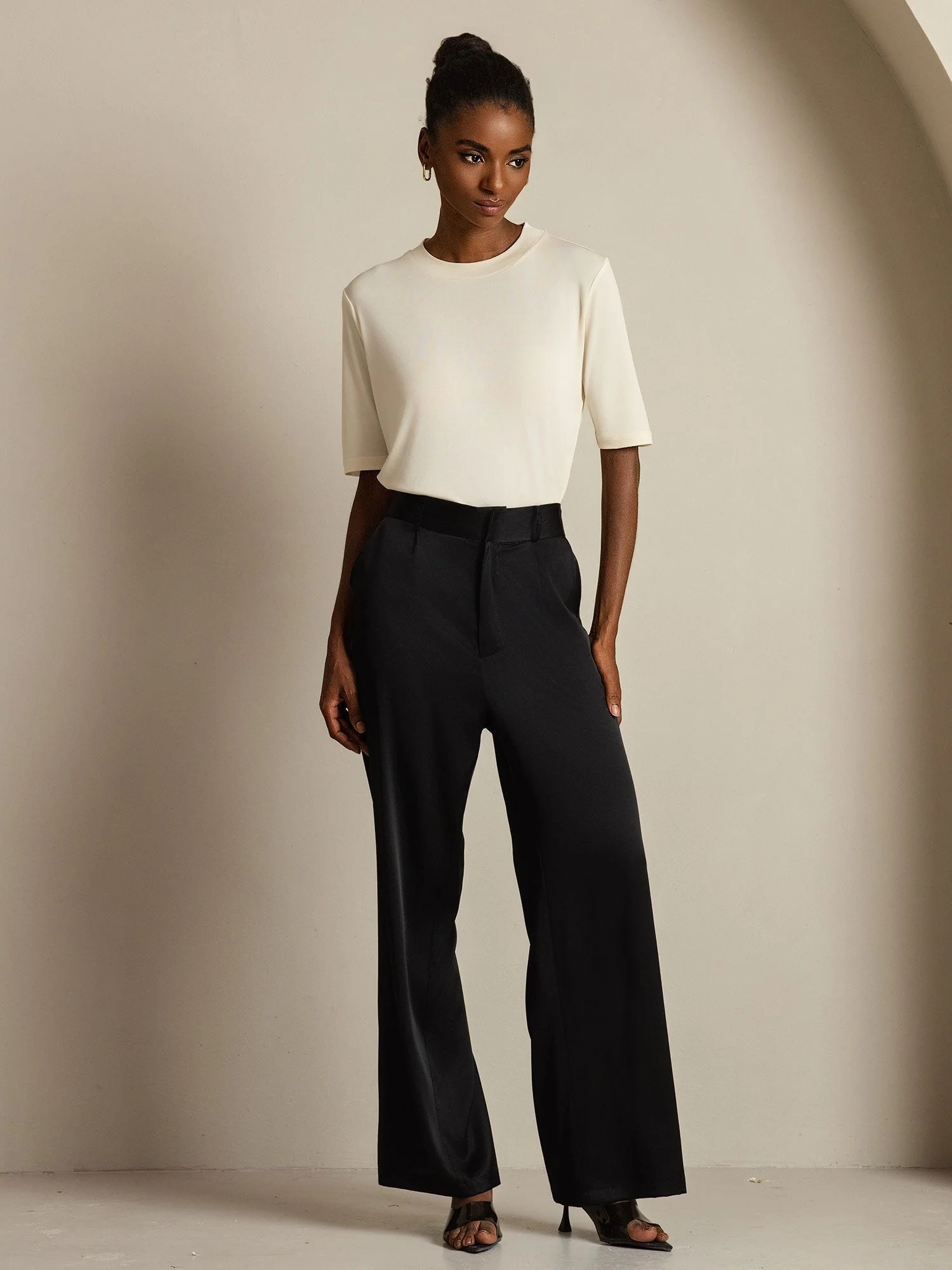 Damen T-Shirt Aus Reiner Seide Mit Halbarm Und Rundhalsausschnitt - Image 9