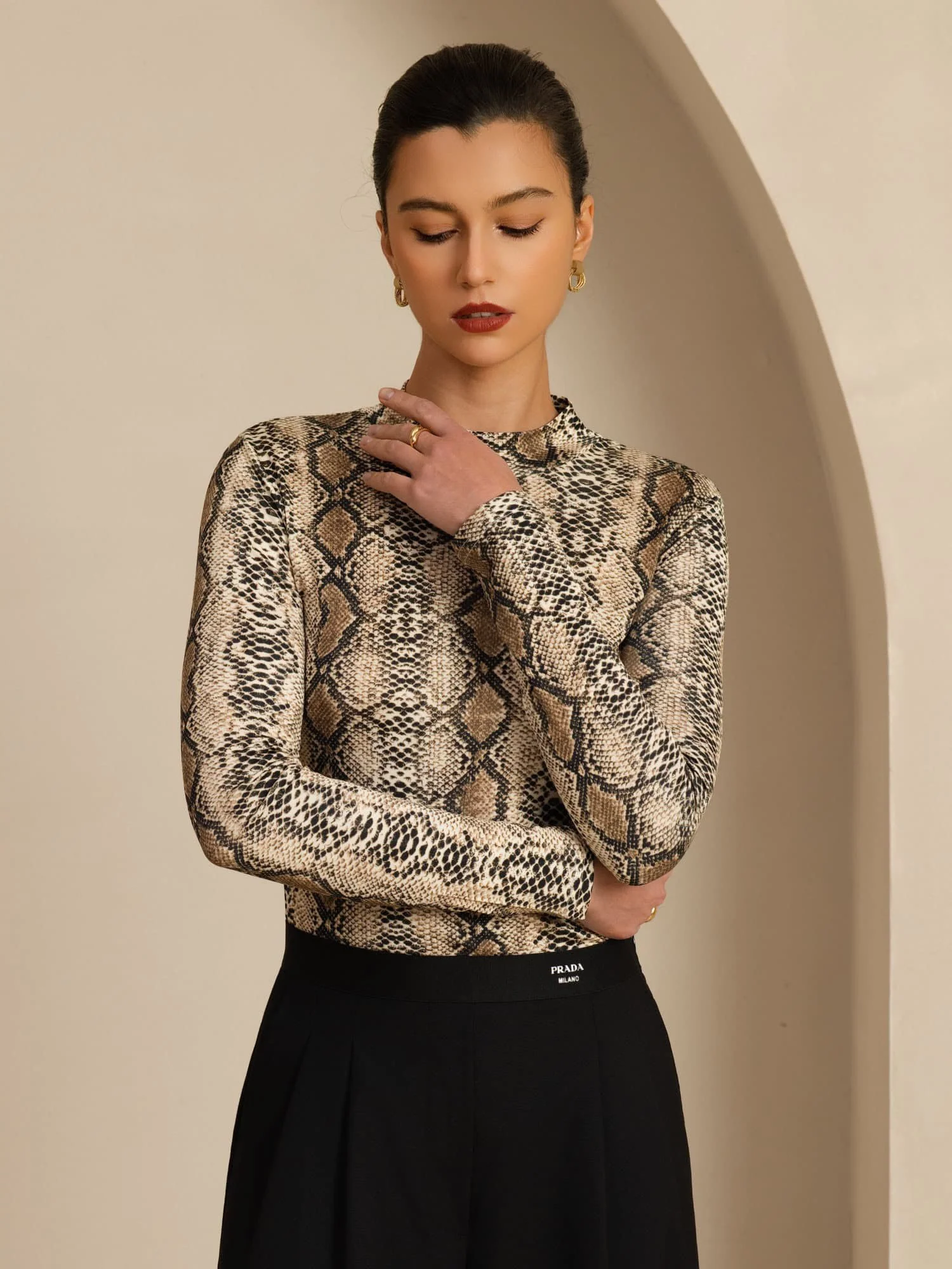 Pure Seide Damen Wildtier Print Langarm Mock Neck Oberteil - Image 5