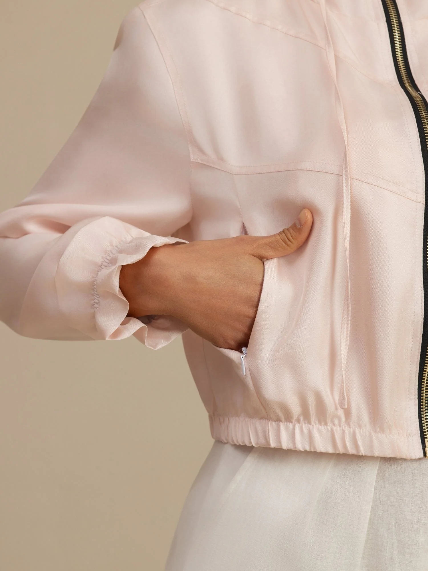Reine Seide Damen Kurze Kapuzenjacke Mit Taschen - Image 32