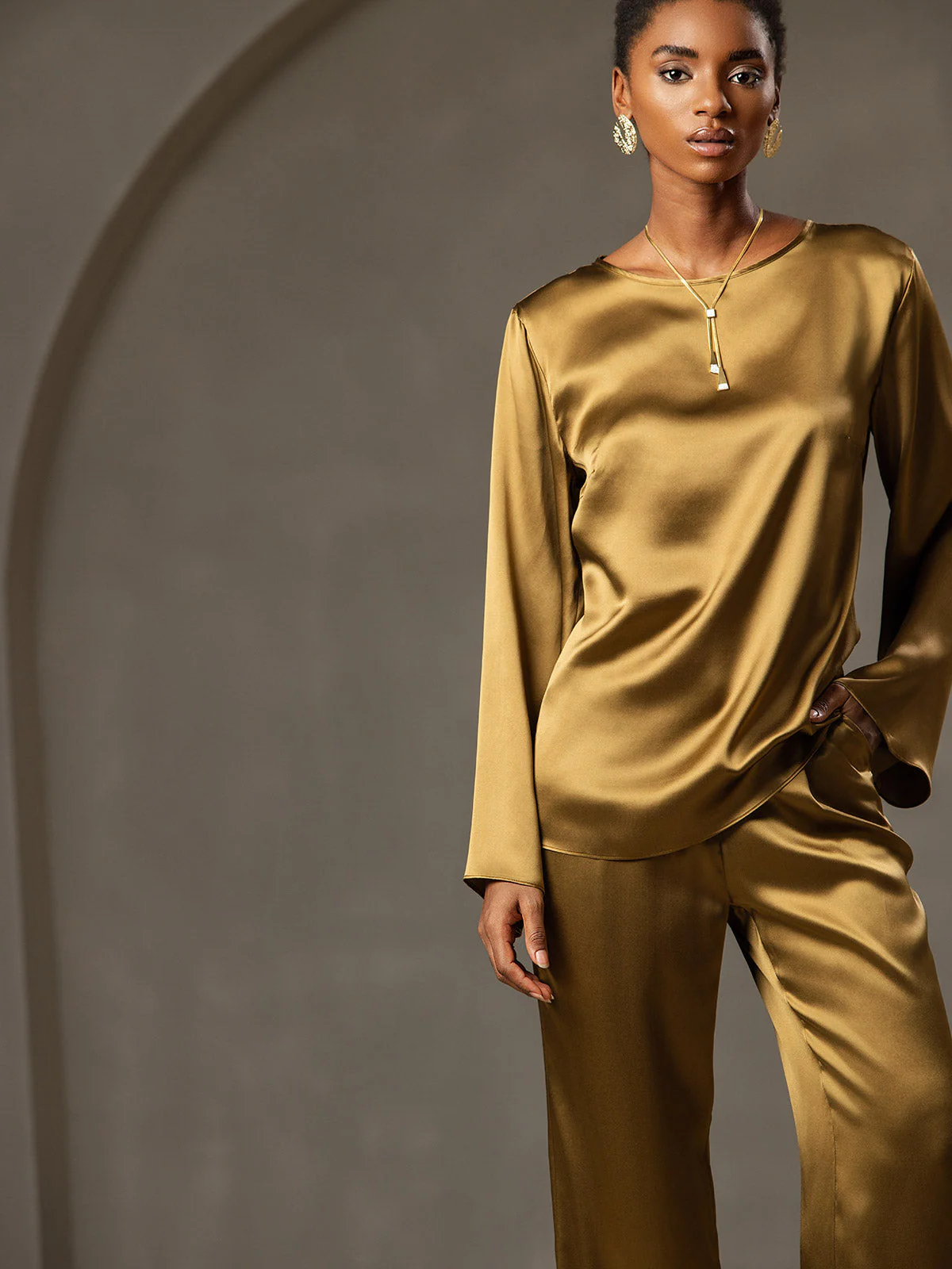 19Momme Seide Relaxed Langarm Bluse - Image 12