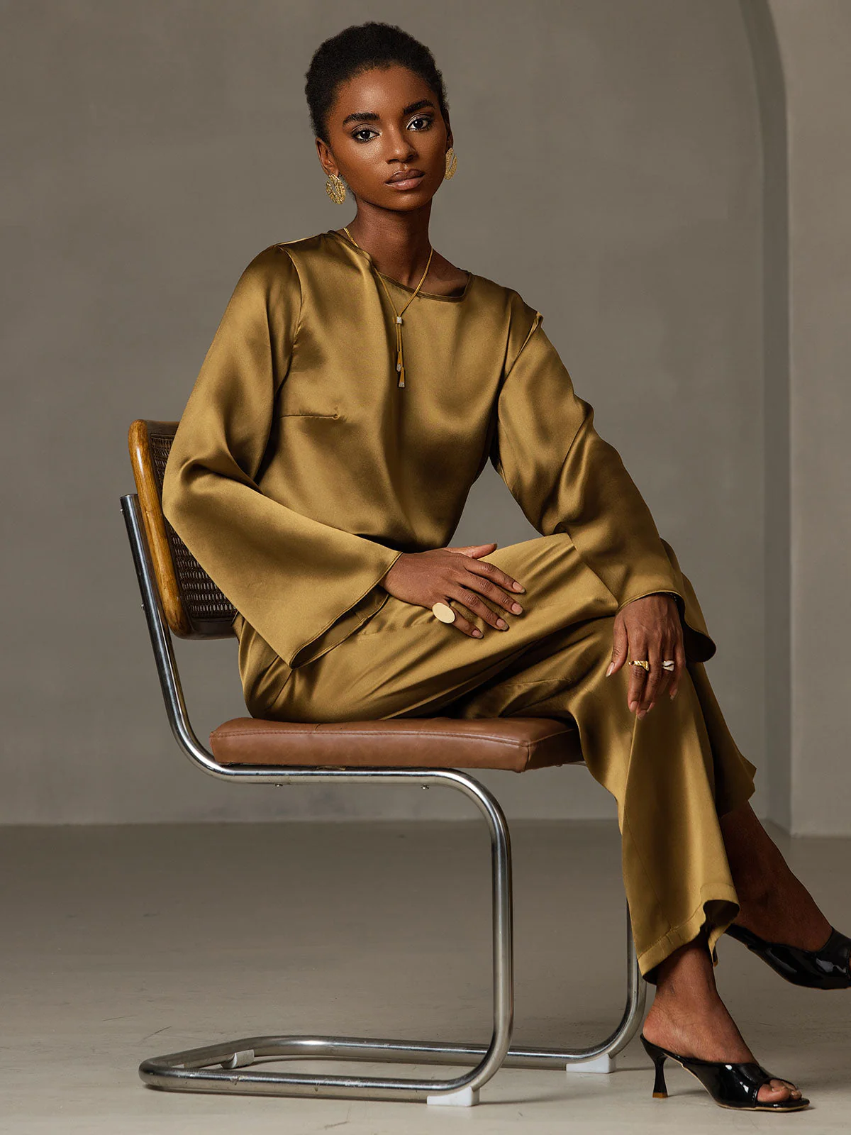 19Momme Seide Relaxed Langarm Bluse - Image 14