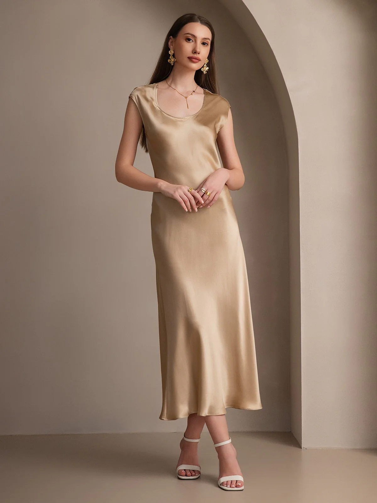 19Momme Seiden Lässiges Ärmelloses Kleid - Image 15