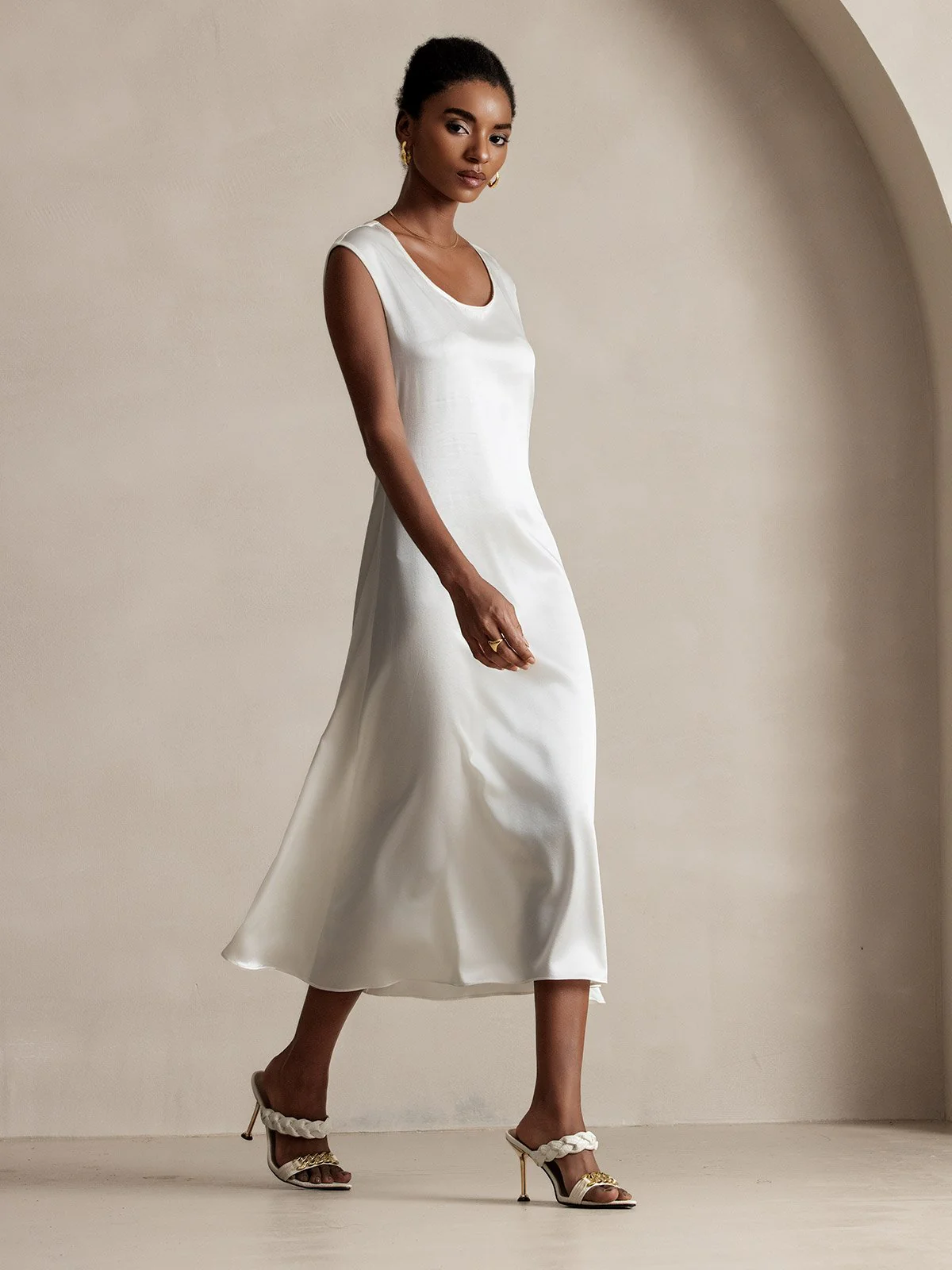 19Momme Seiden Lässiges Ärmelloses Kleid - Image 25