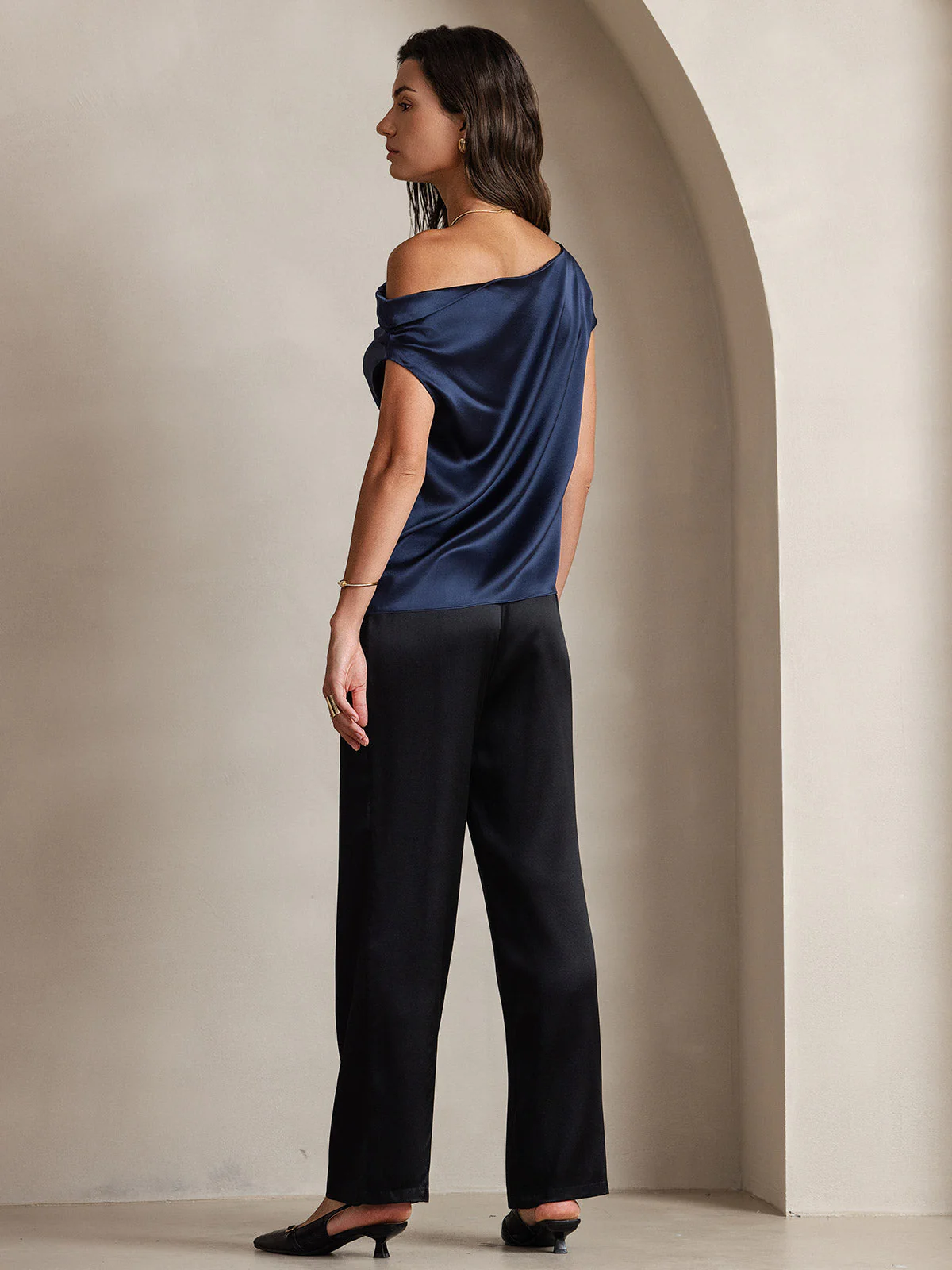 Clearance - 19Momme Seide Schicke Ein-Schulter Bluse - Image 24