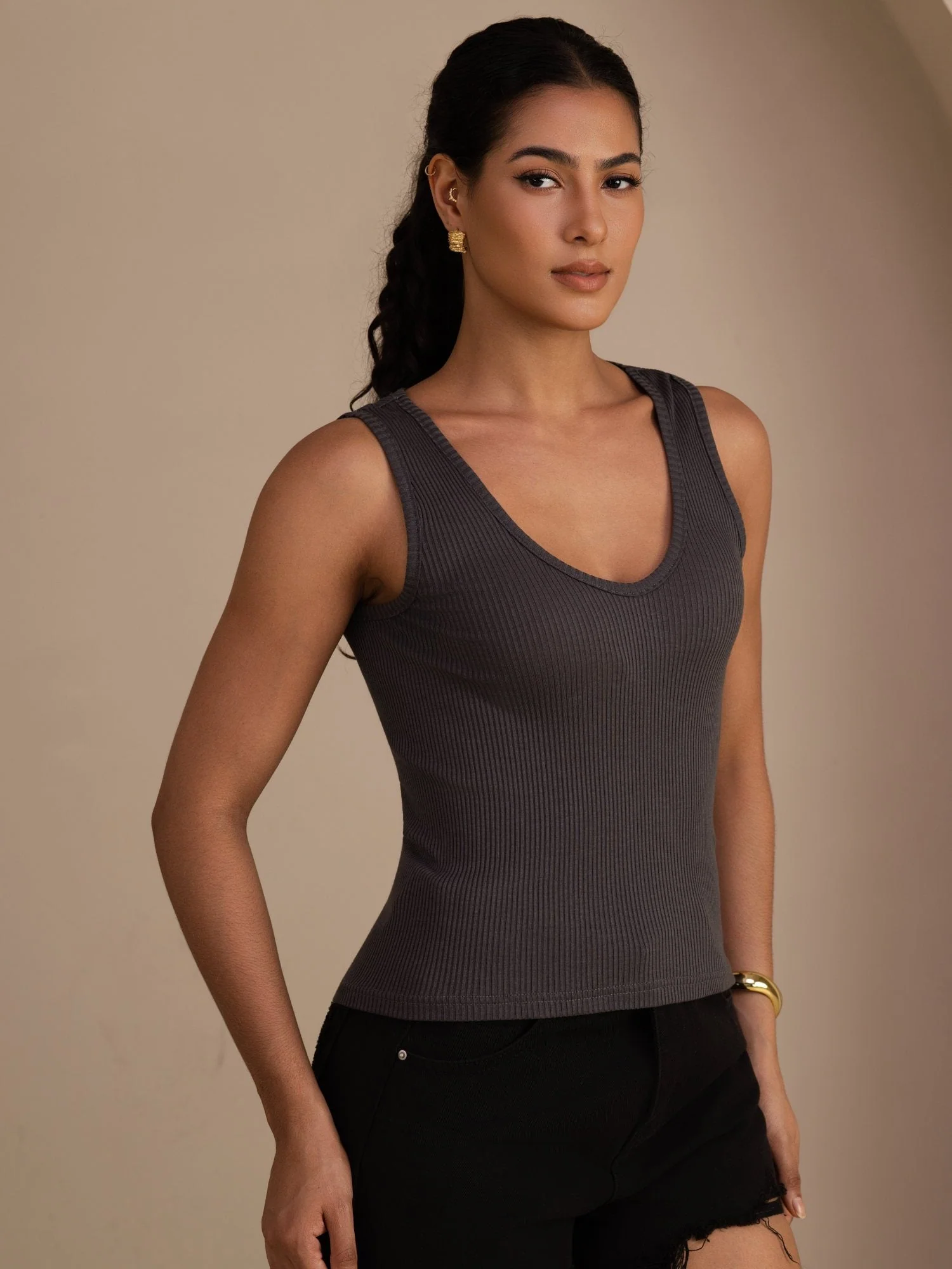 Damen Tanktop Aus Seiden Baumwollmischung Mit Tiefem V Ausschnitt Und Ärmellosem Design - Image 10