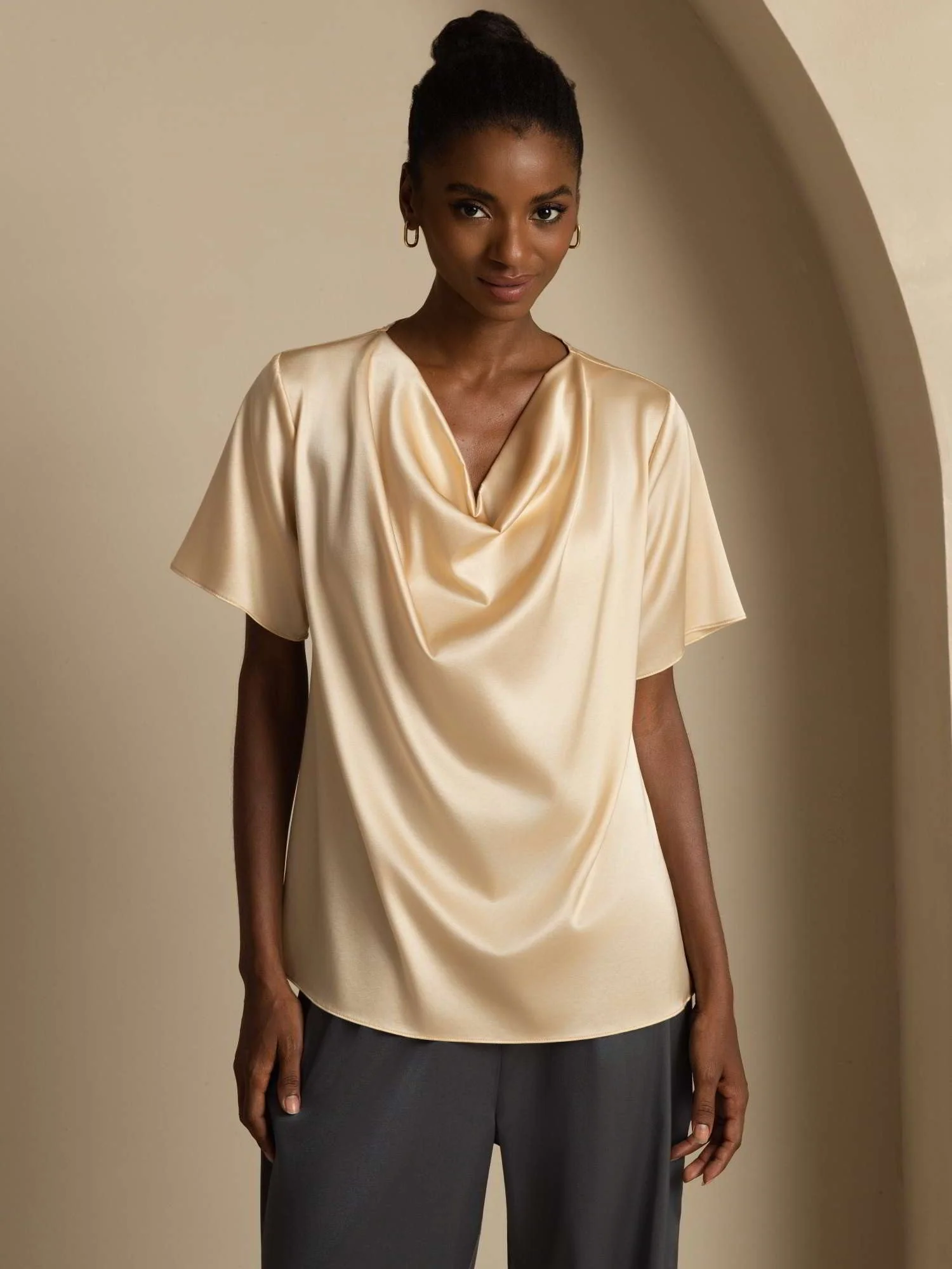 19Momme Seiden-Casual-Cowl-Neck-Kurzarm-T-Shirt - Image 13