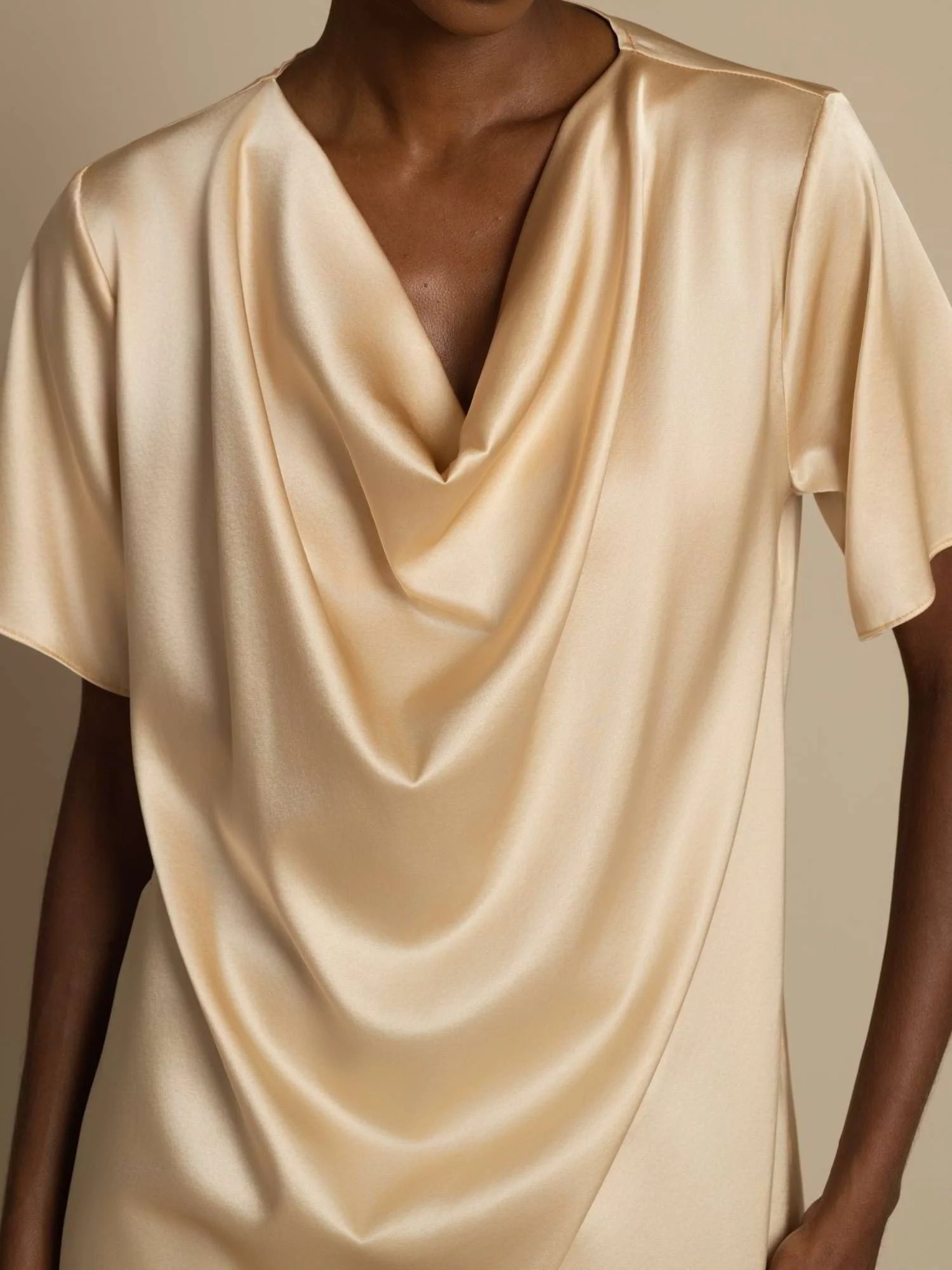 19Momme Seiden-Casual-Cowl-Neck-Kurzarm-T-Shirt - Image 16