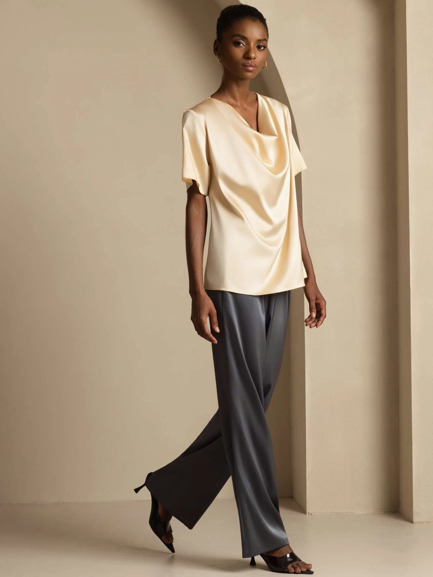 19Momme Seiden-Casual-Cowl-Neck-Kurzarm-T-Shirt - Image 19