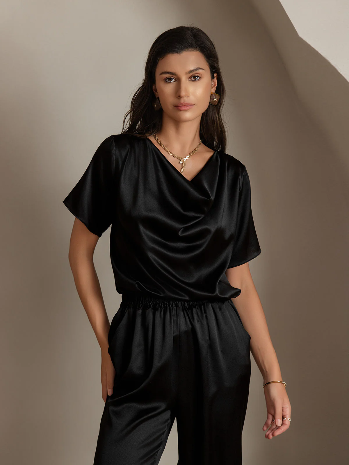 19Momme Seiden-Casual-Cowl-Neck-Kurzarm-T-Shirt - Image 7