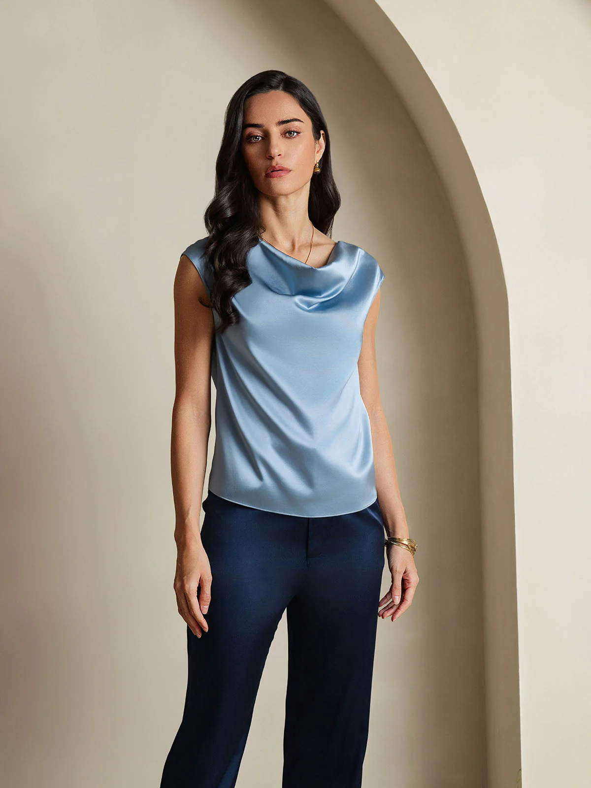 19Momme Seide Rollkragen Cap-Ärmel Bluse - Image 16