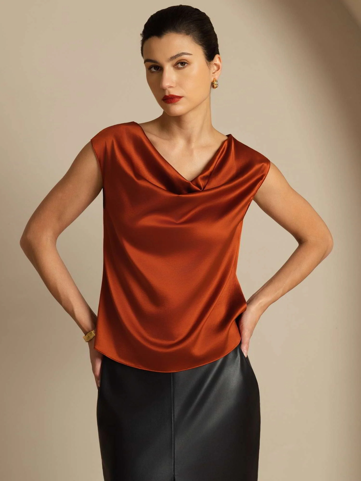 19Momme Seide Rollkragen Cap-Ärmel Bluse - Image 40
