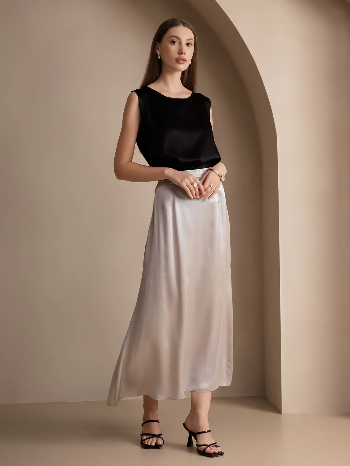 19Momme Seide Lounge Rundhals Tanktop - Image 18