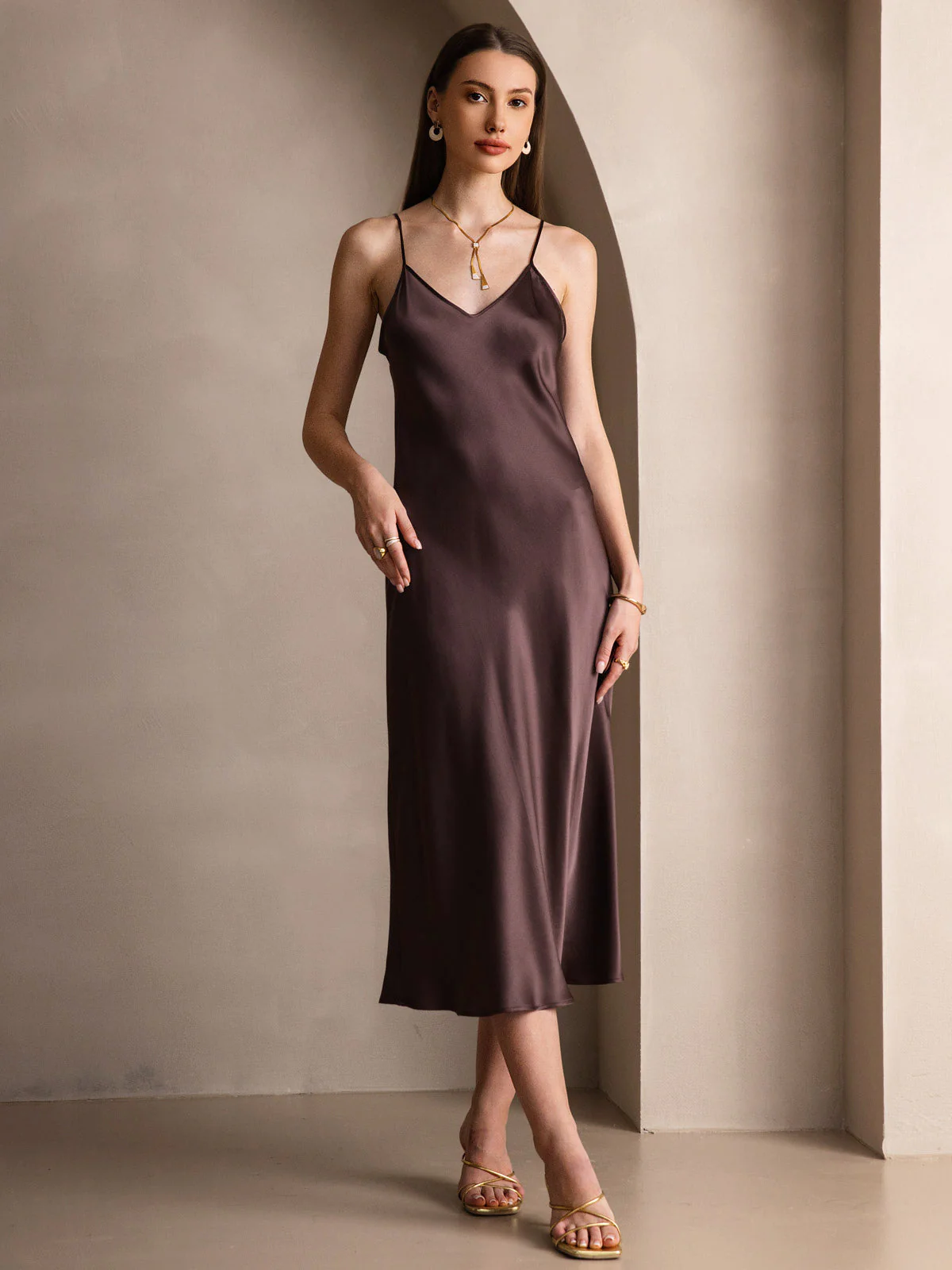 100% Maulbeerseide Midi-Kleid mit Spaghettiträgern Lang - Image 41