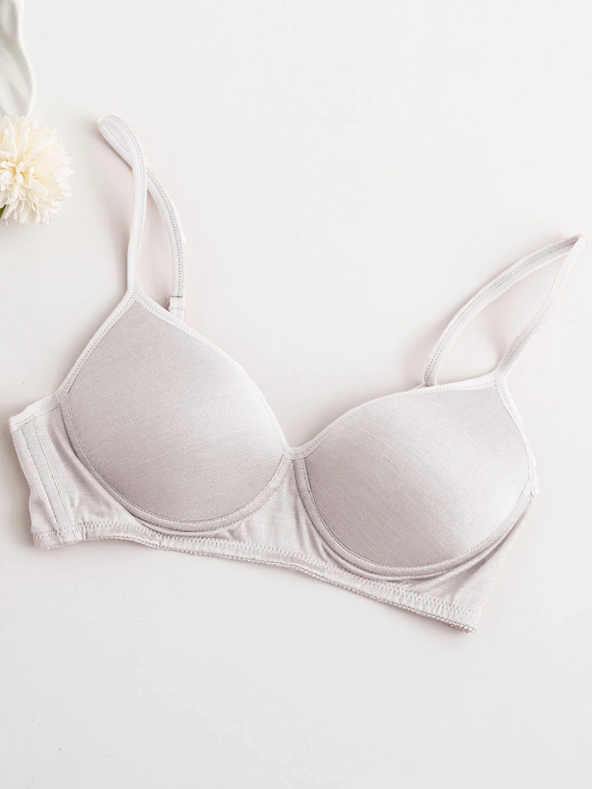 Sportlicher Kabelloser Seidenjersey-Komfort-Bralette - Image 16