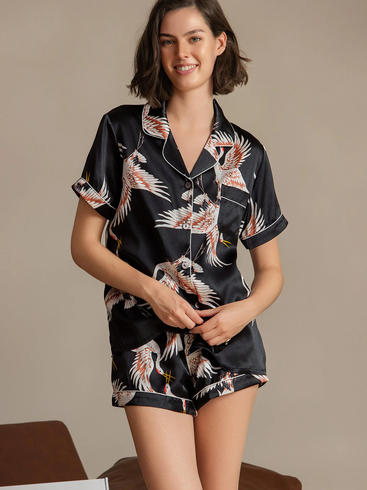 19Momme Damen Reine Seide Kranich Print Kurzarm Notch Kragen Pyjama Set - Image 44